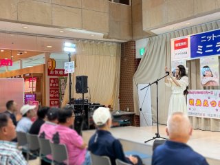 【TTCキャンペーンライブ】咲良えつこ、岡本幸太、梅谷心愛がニットーモール熊谷のステージに登場！10月10日 