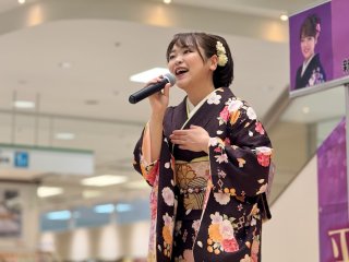 平山花羽・竹川美子がユアエルム成田で新曲キャンペーン!(2026年4月23日)