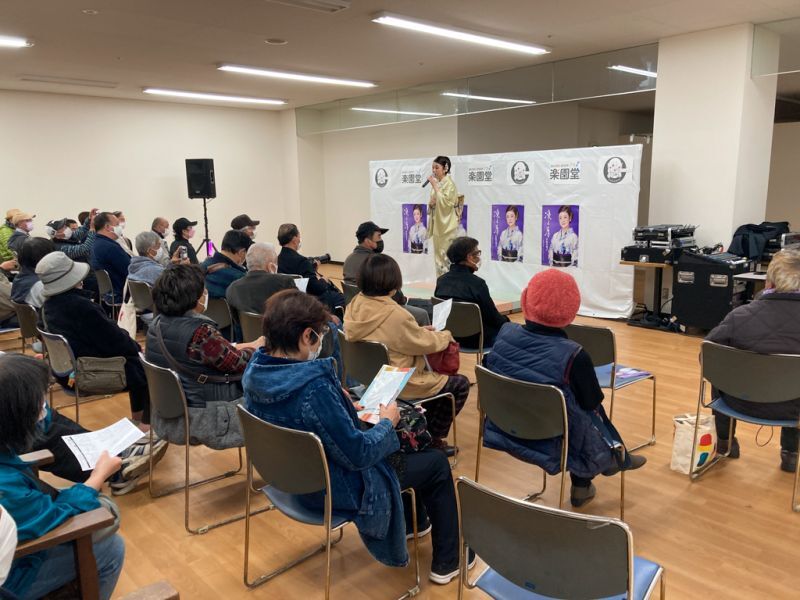 多岐川舞子さん 井上由美子さん 新曲CPを開催しました！ 2022年12月11日 エコス境SC店 楽園堂