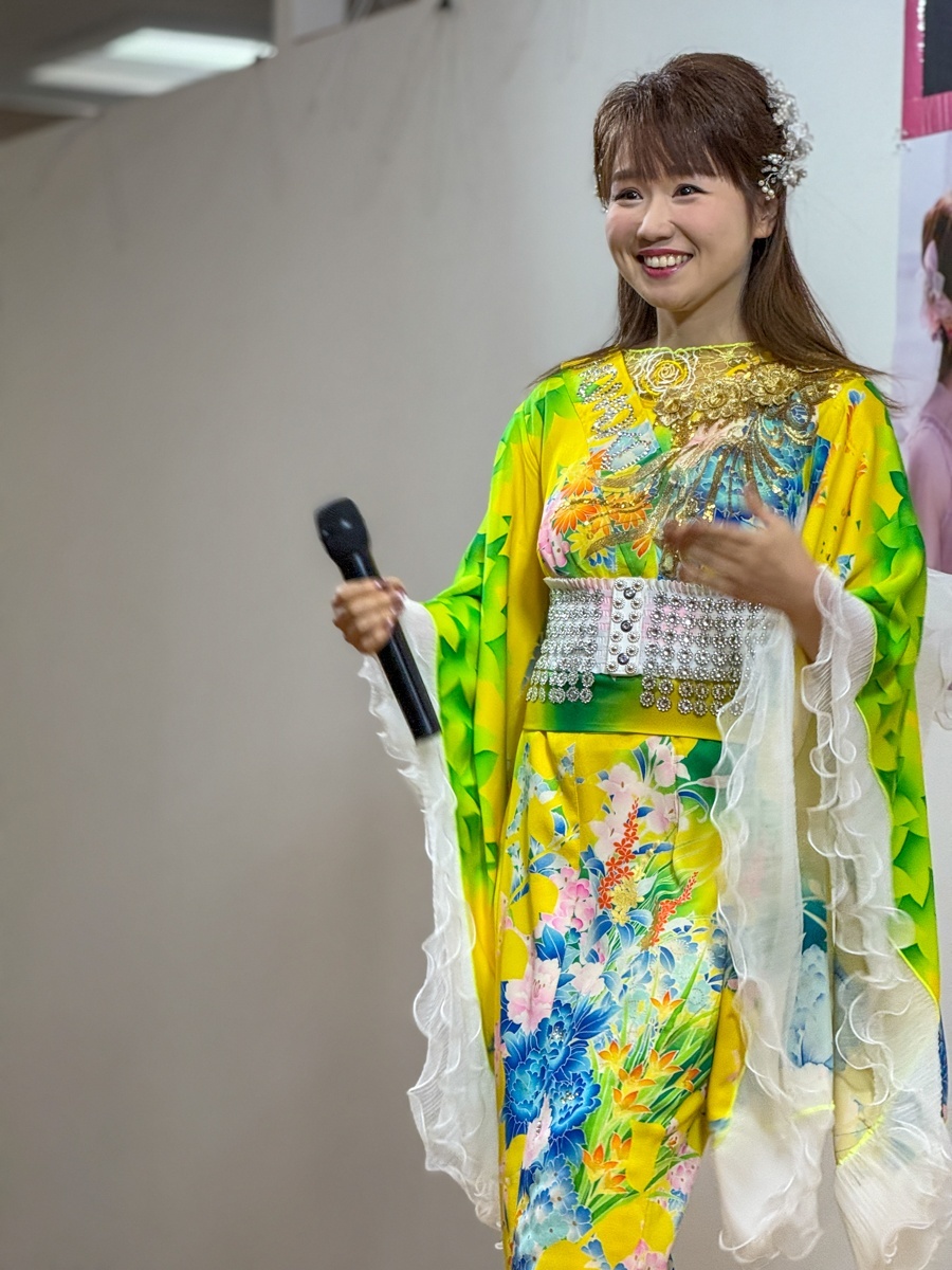 大沢桃子