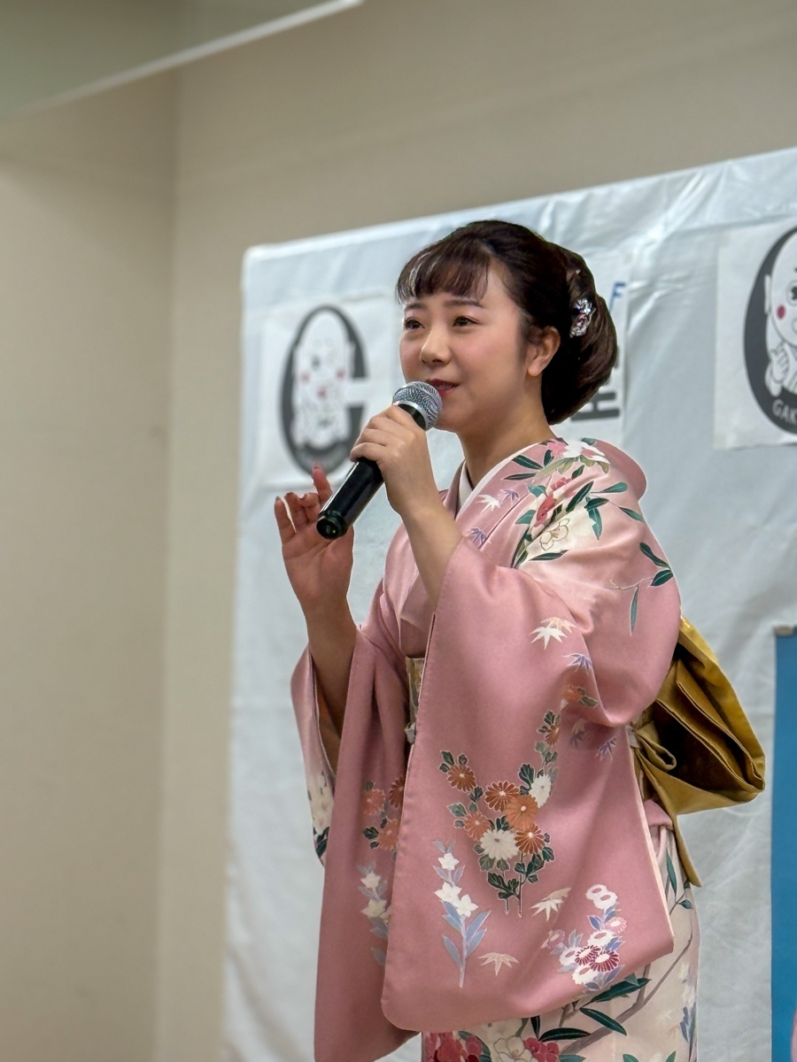 谷島明世