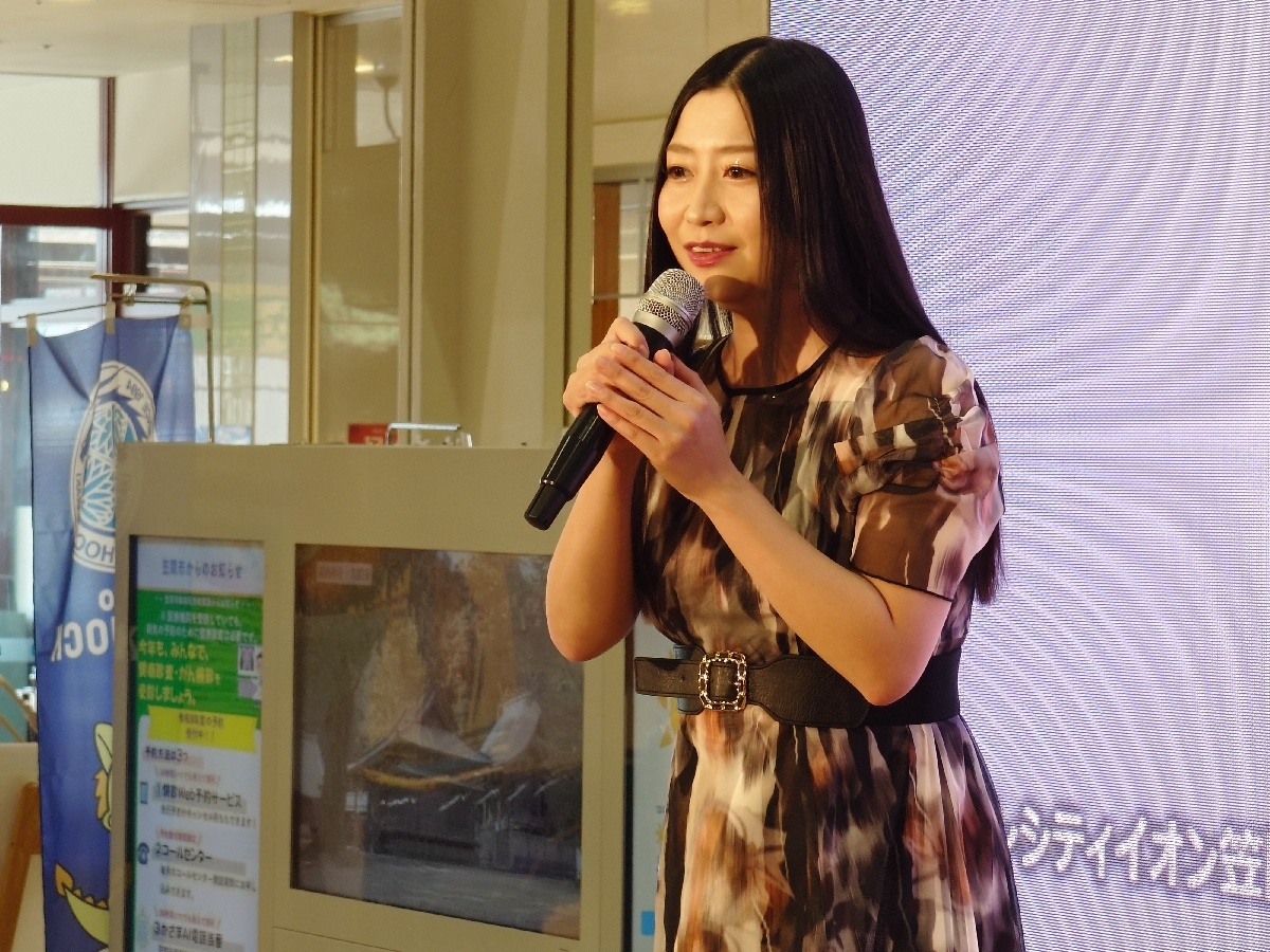 門松みゆき イオン笠間 ミニライブ 写真3