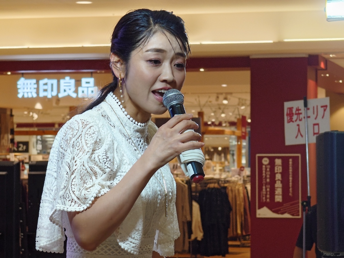 川野夏美 イオンモール下妻 リリースイベント 写真4