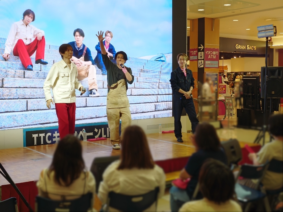 LAST FIRST イオンモール下妻 リリースイベント 写真6