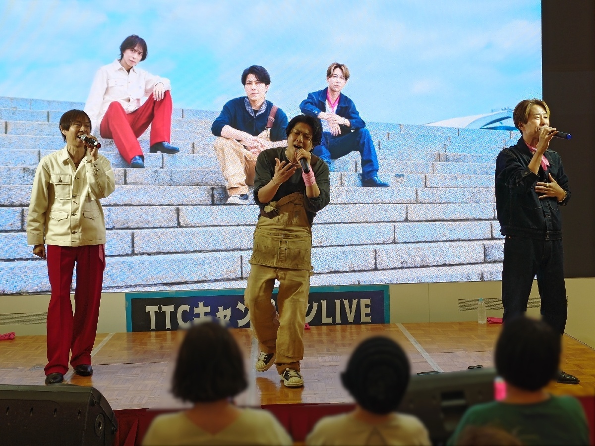 LAST FIRST イオンモール下妻 リリースイベント 写真5