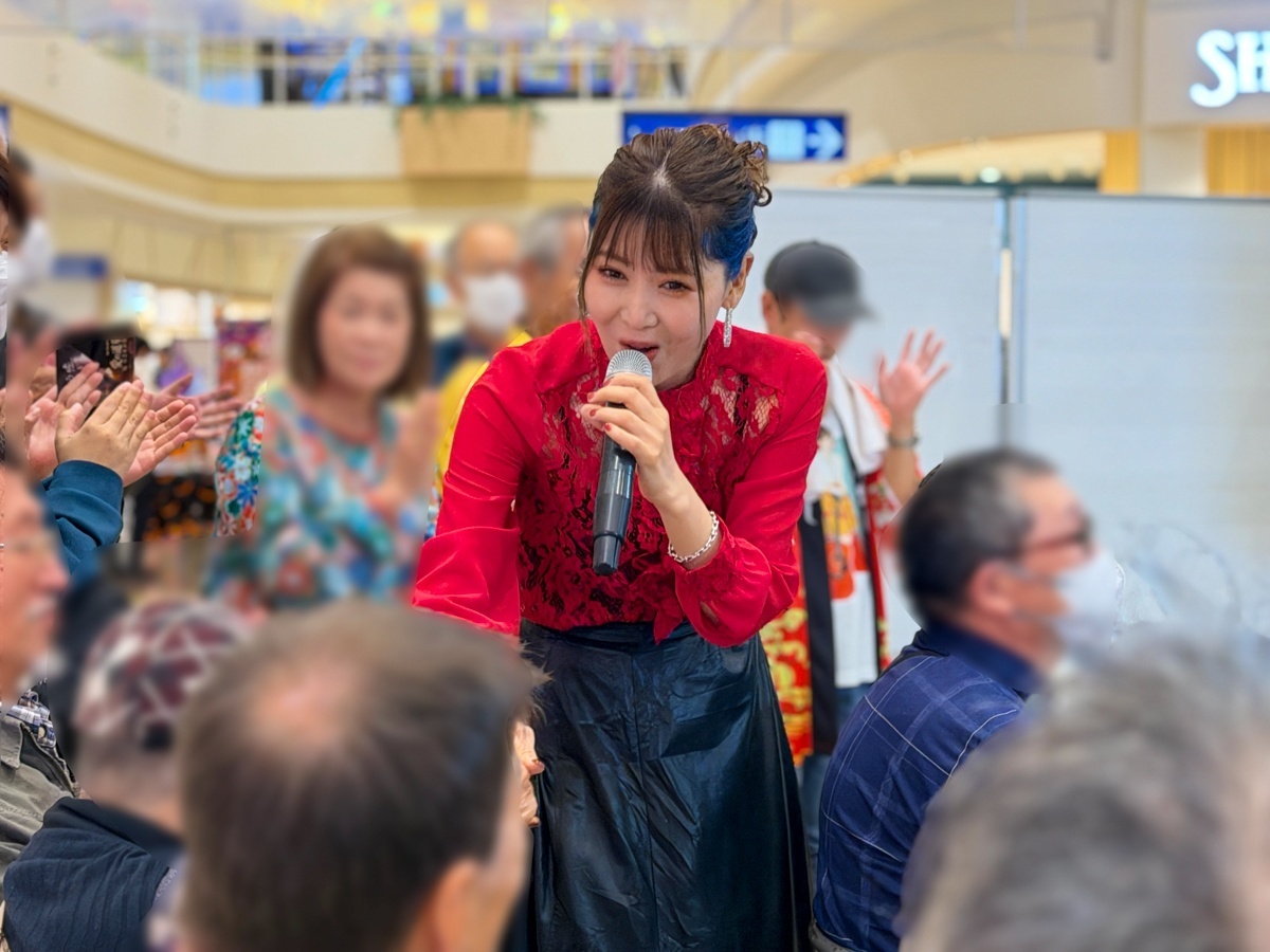 おかゆ イオンタウンおゆみ野 TTCキャンペーンライブ 写真2