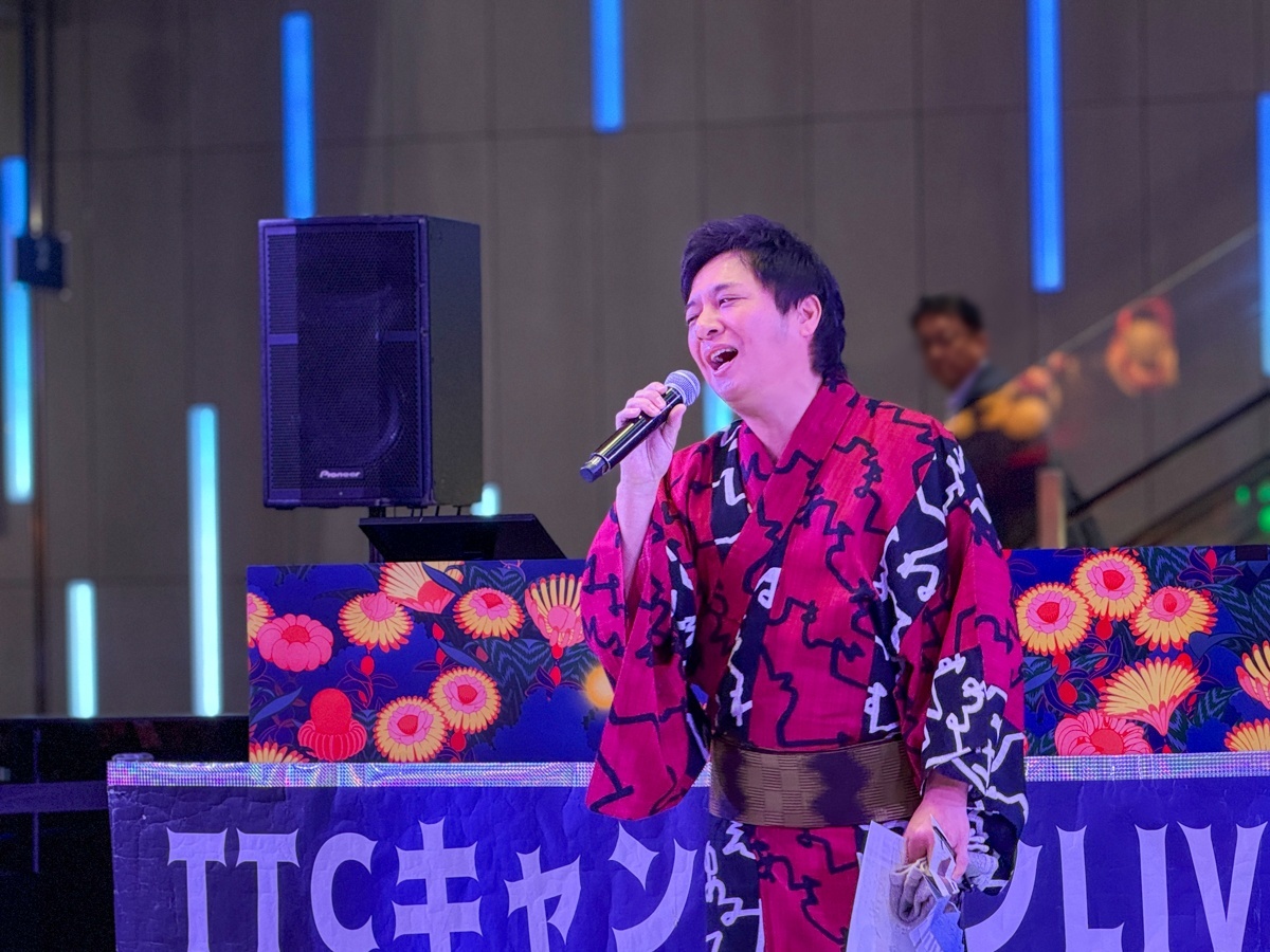 松原健之 歌舞伎町タワー TTCキャンペーンライブ 写真3