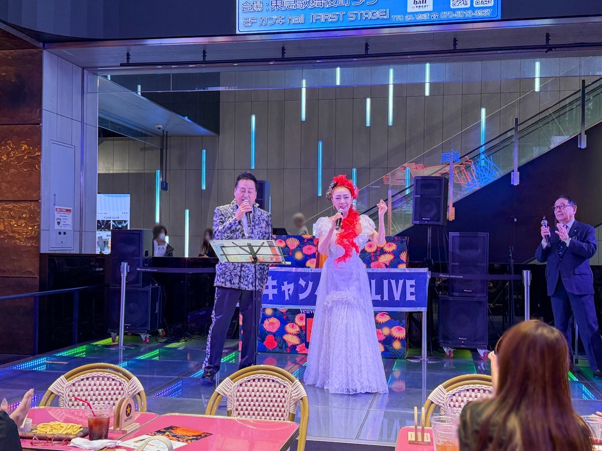 安倍理津子 歌舞伎町タワー TTCキャンペーンライブ 写真5